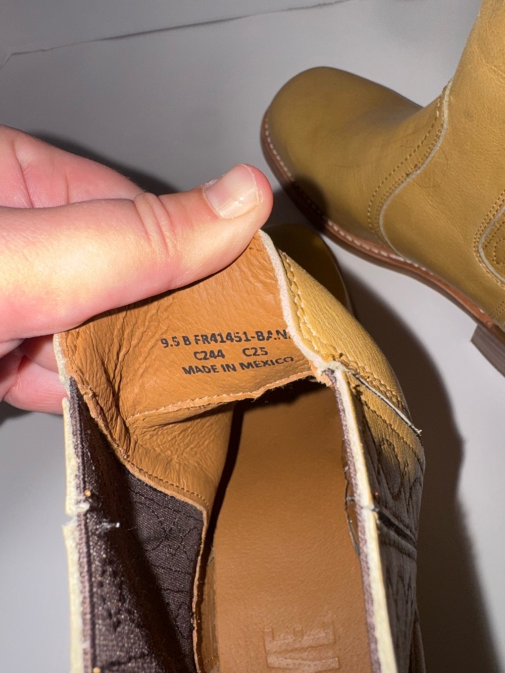 Frye Campus Chelsea Boots - Picture 5 of 5